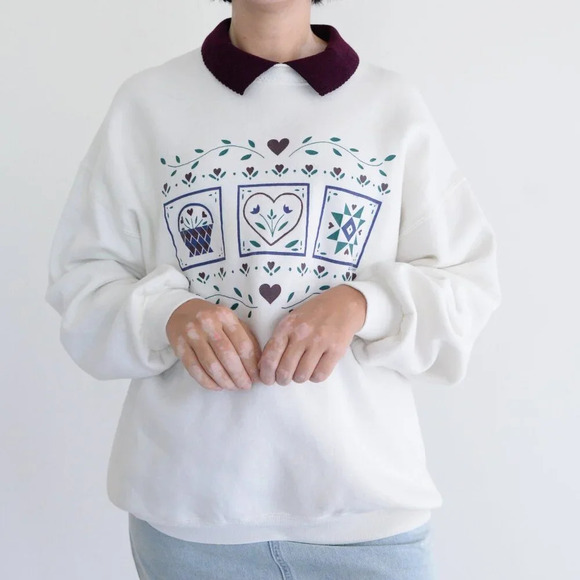 Vintage Gopher Sport White Puff  Print Floral Heart Purple Collared Sweater XL - Picture 2 of 11